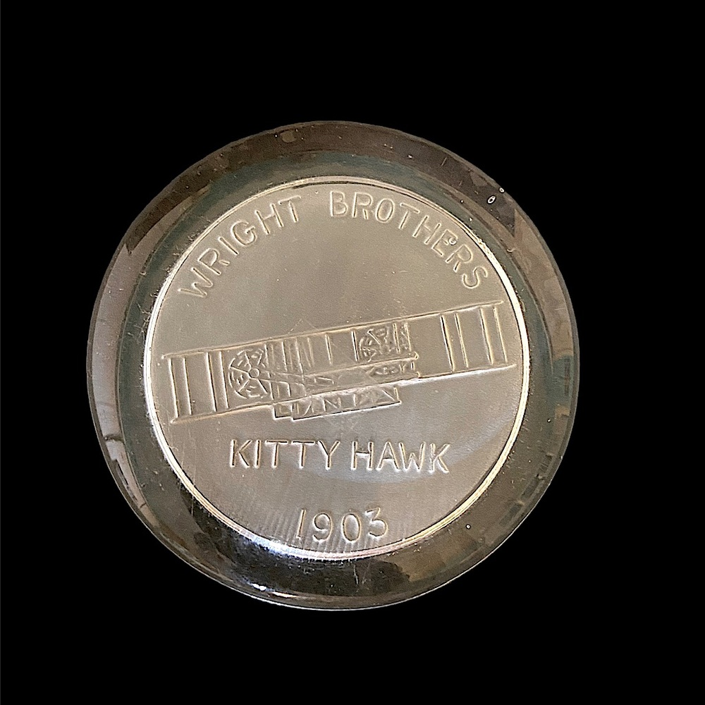 Vintage Collectors Lenox Wright Brothers Kitty Hawk 1903 Glass Paper Weight